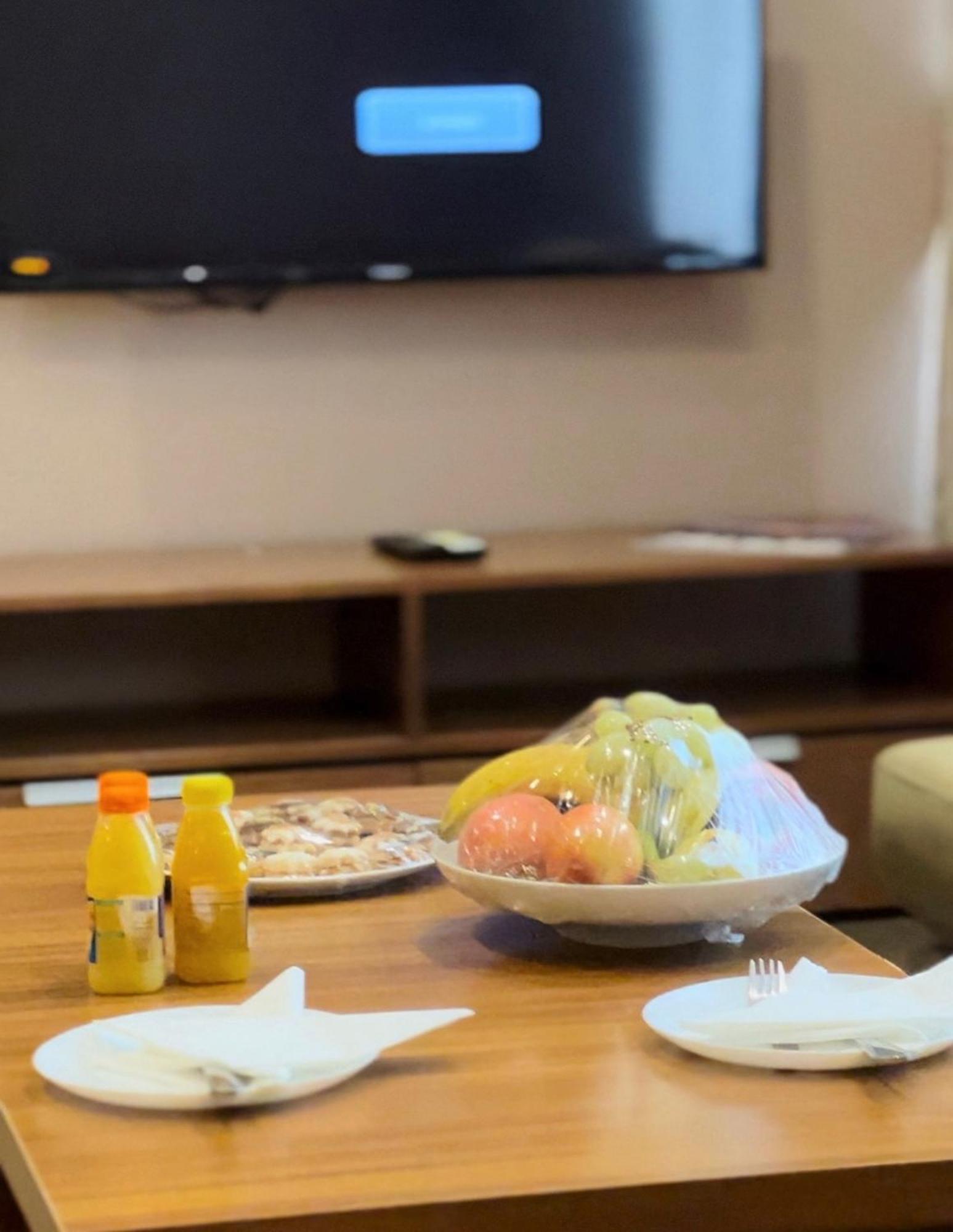The Seventh Star Hotel Suites Амман Экстерьер фото